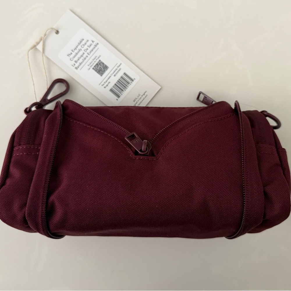 NWT BEIS expandable crossbody charm